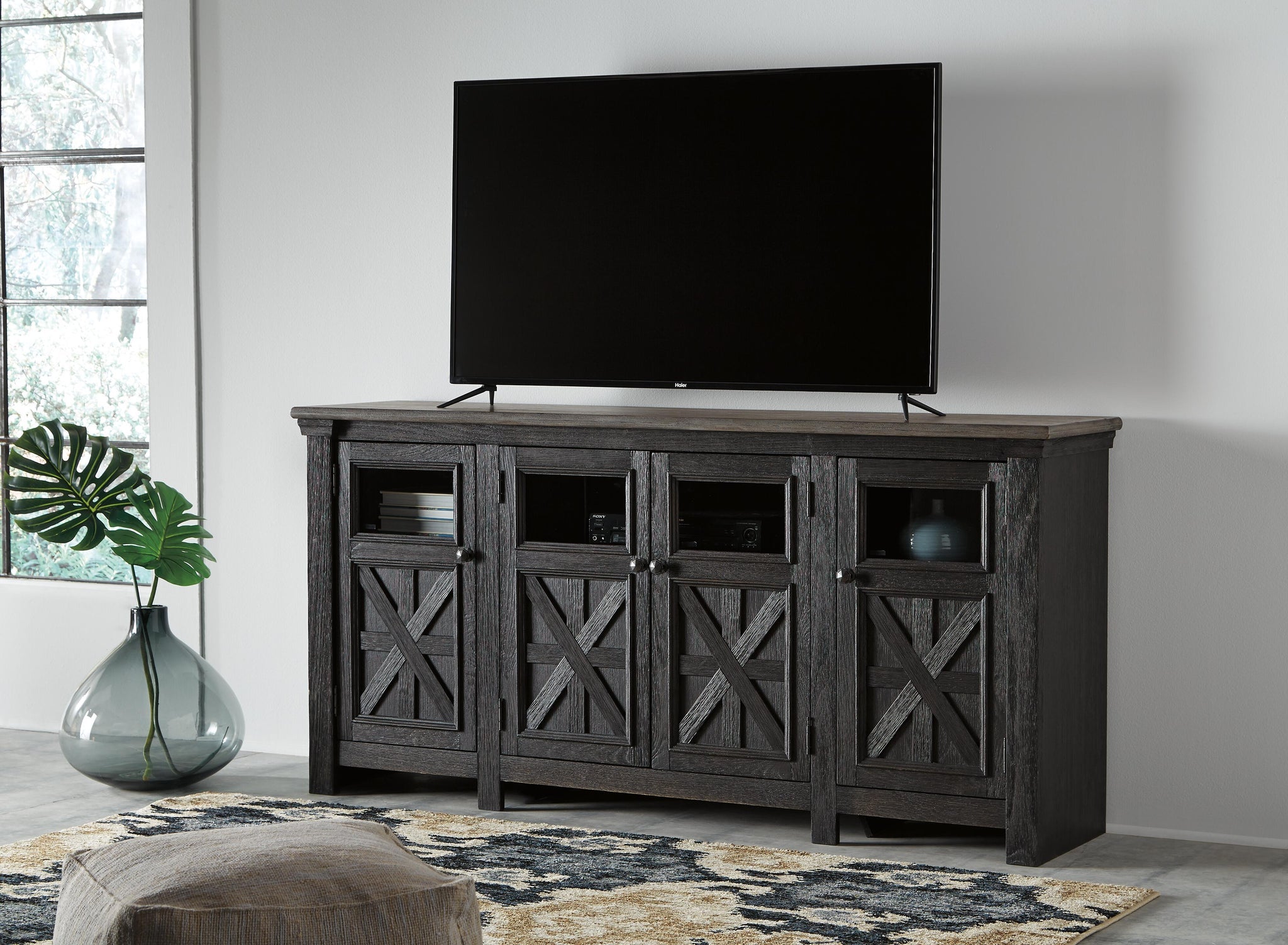 Tyler Creek Extra Large TV Stand – Akins Furniture