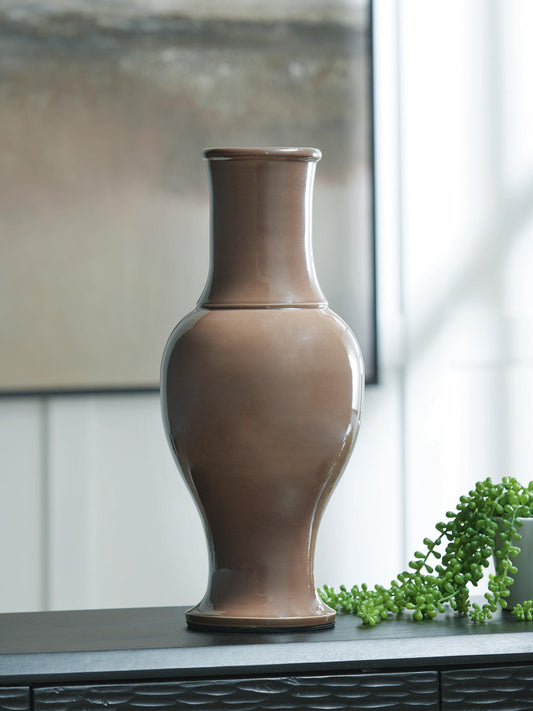 Tillmer Vase