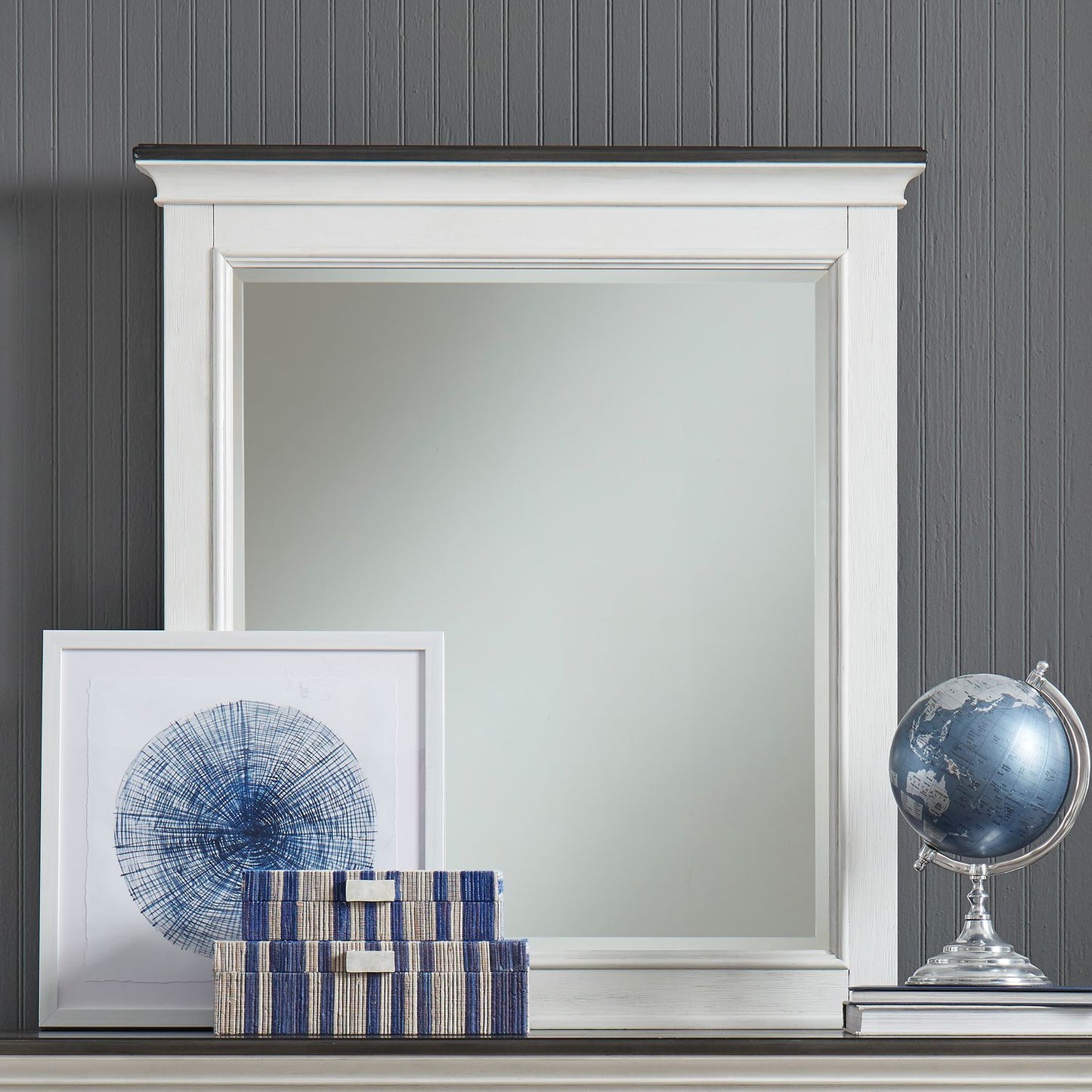 Crown Mirror