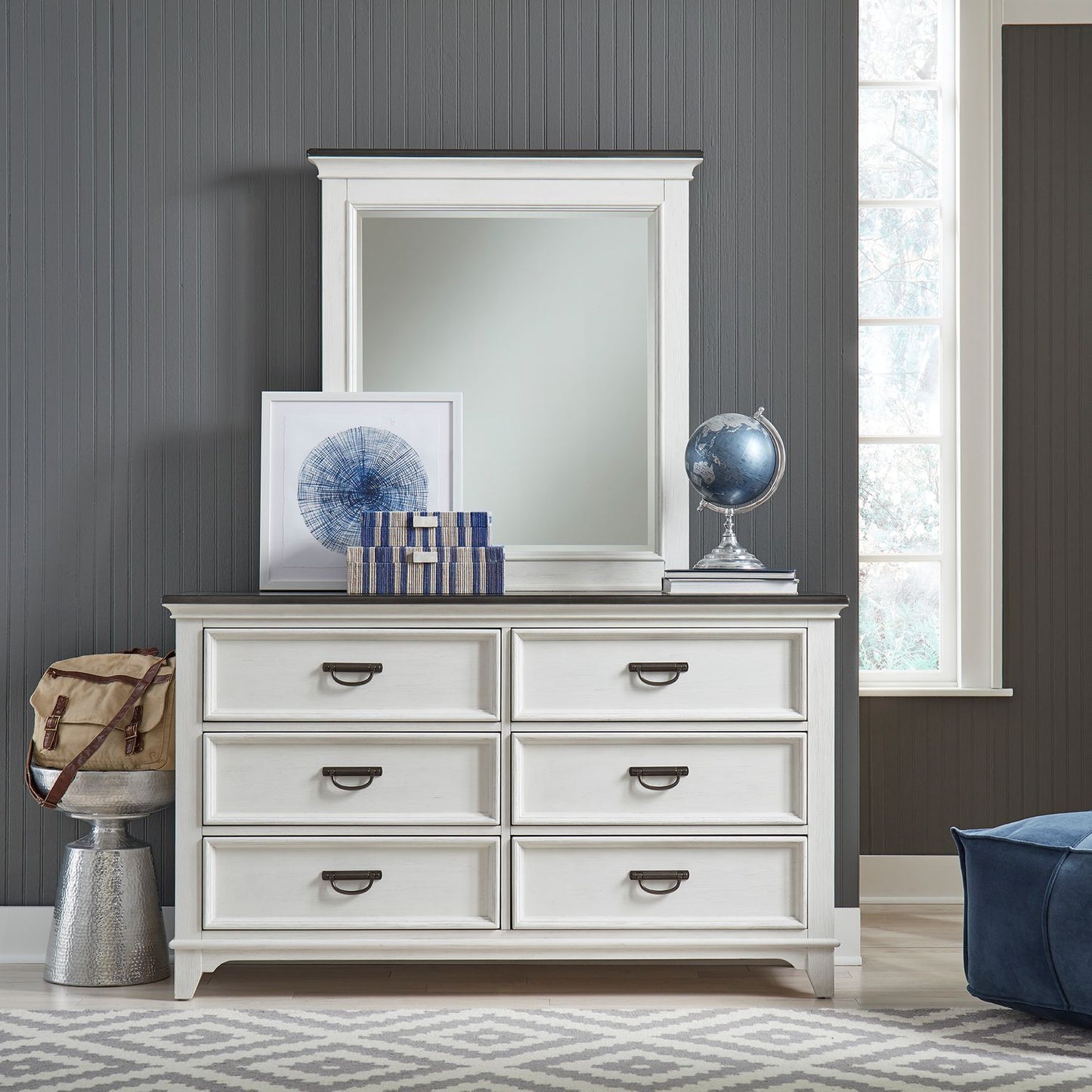 Dresser & Mirror