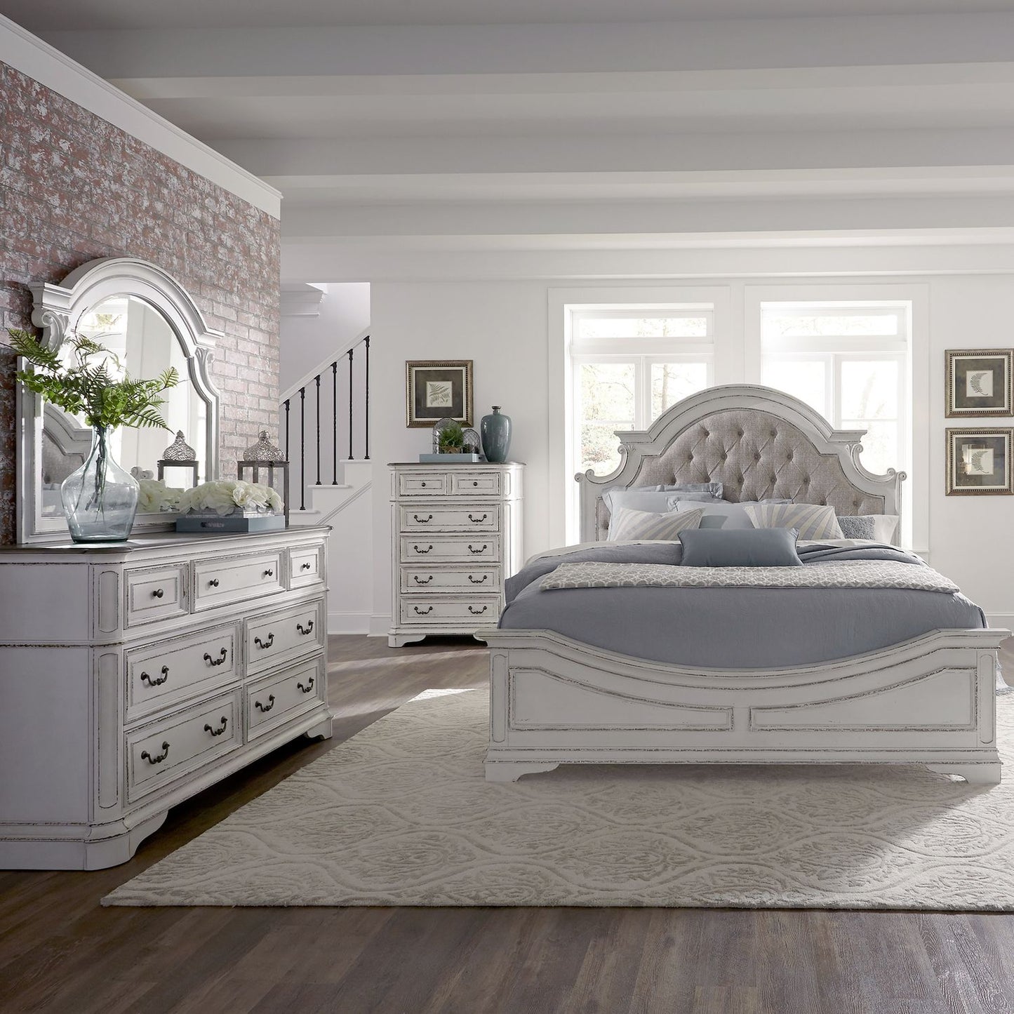 Queen Uph Bed, Dresser & Mirror, Chest