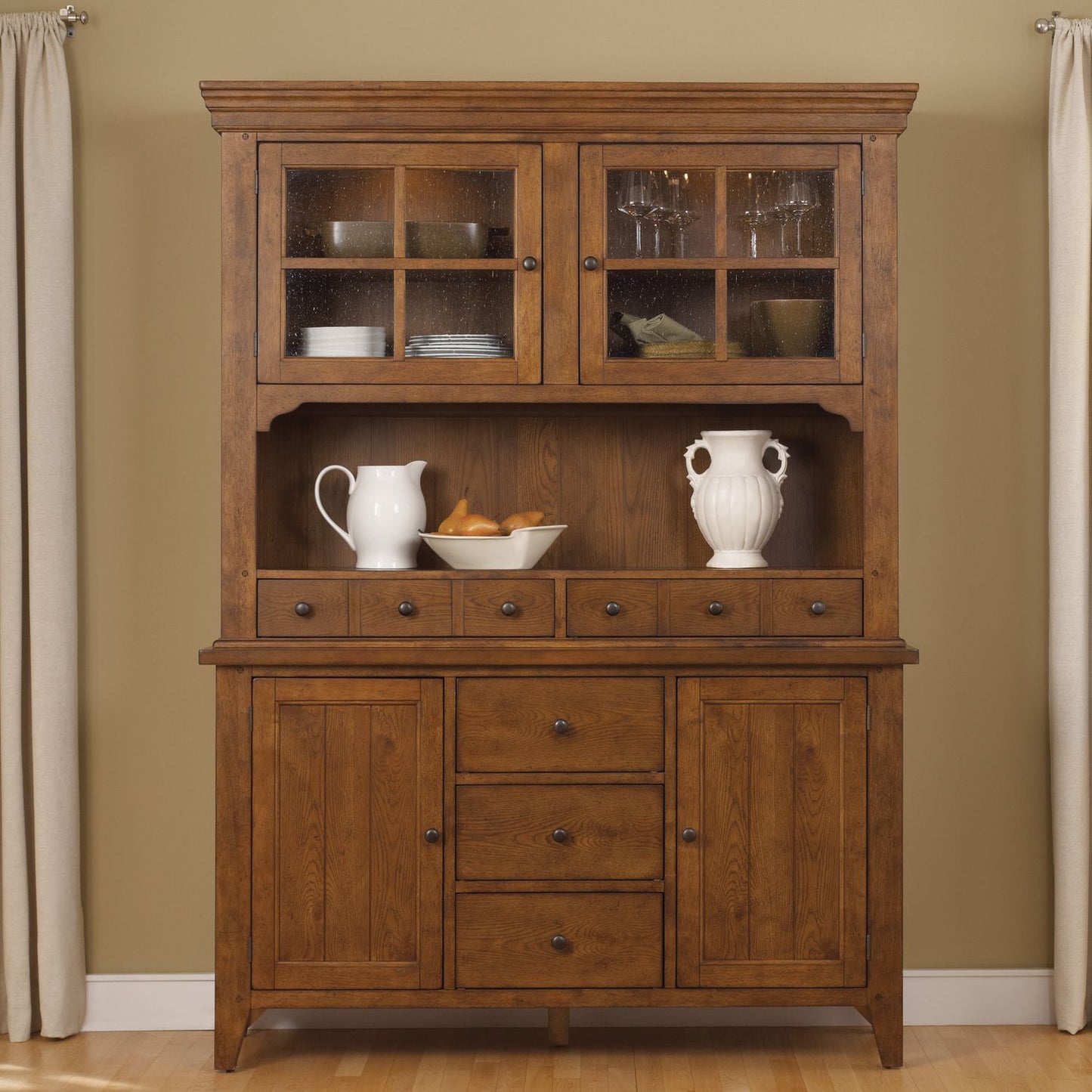 Hutch & Buffet