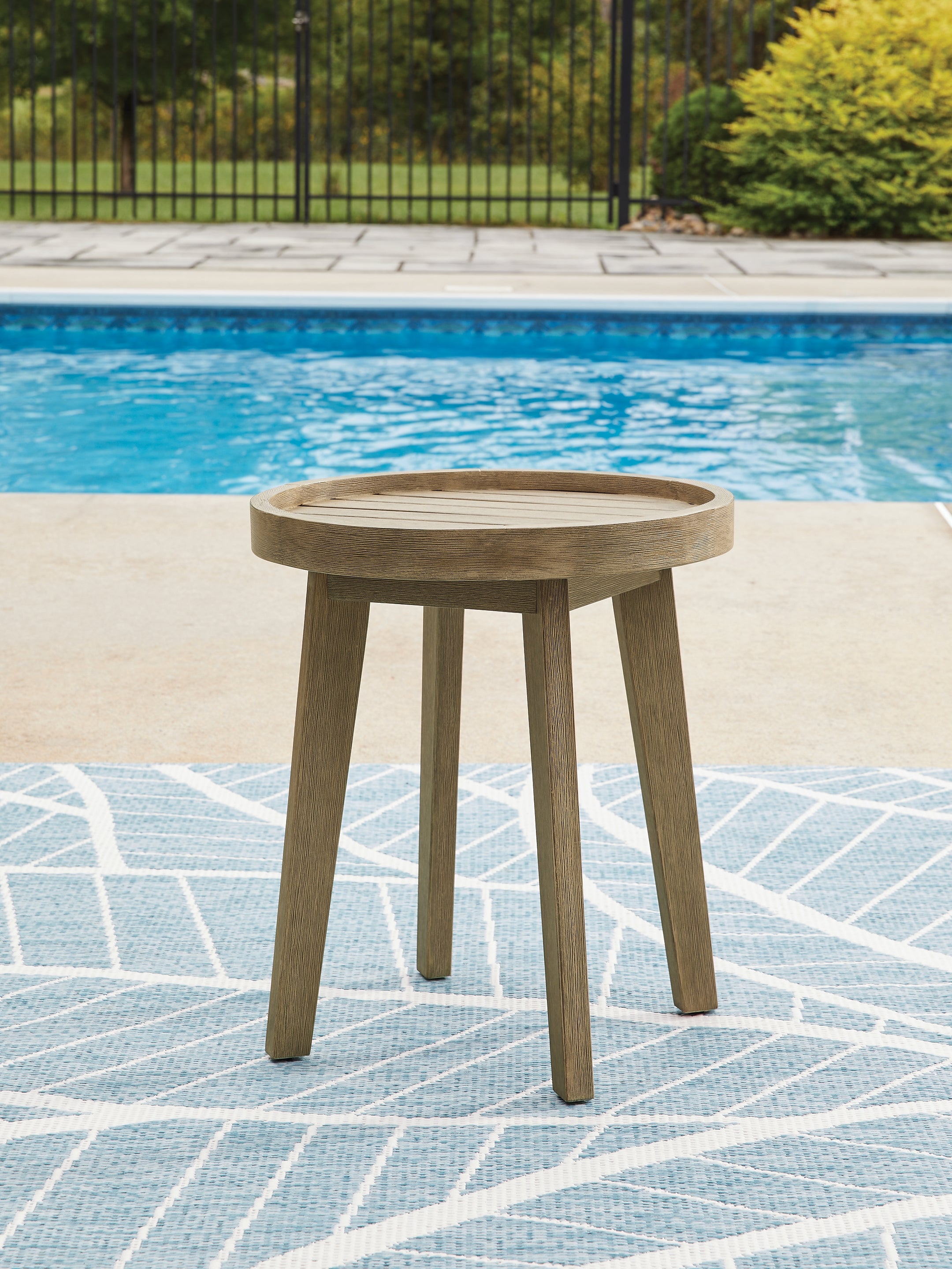 Marina Sun Round End Table Akins Furniture