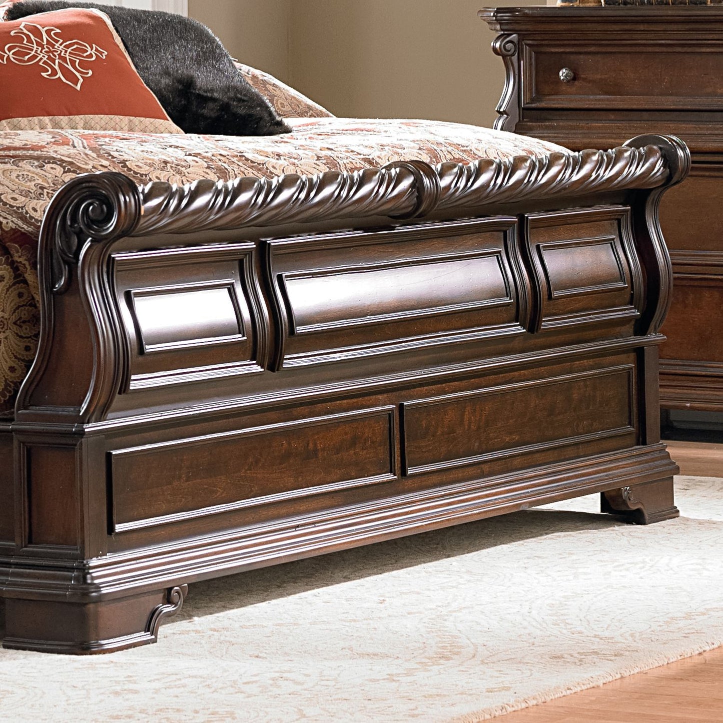 Queen Sleigh Bed