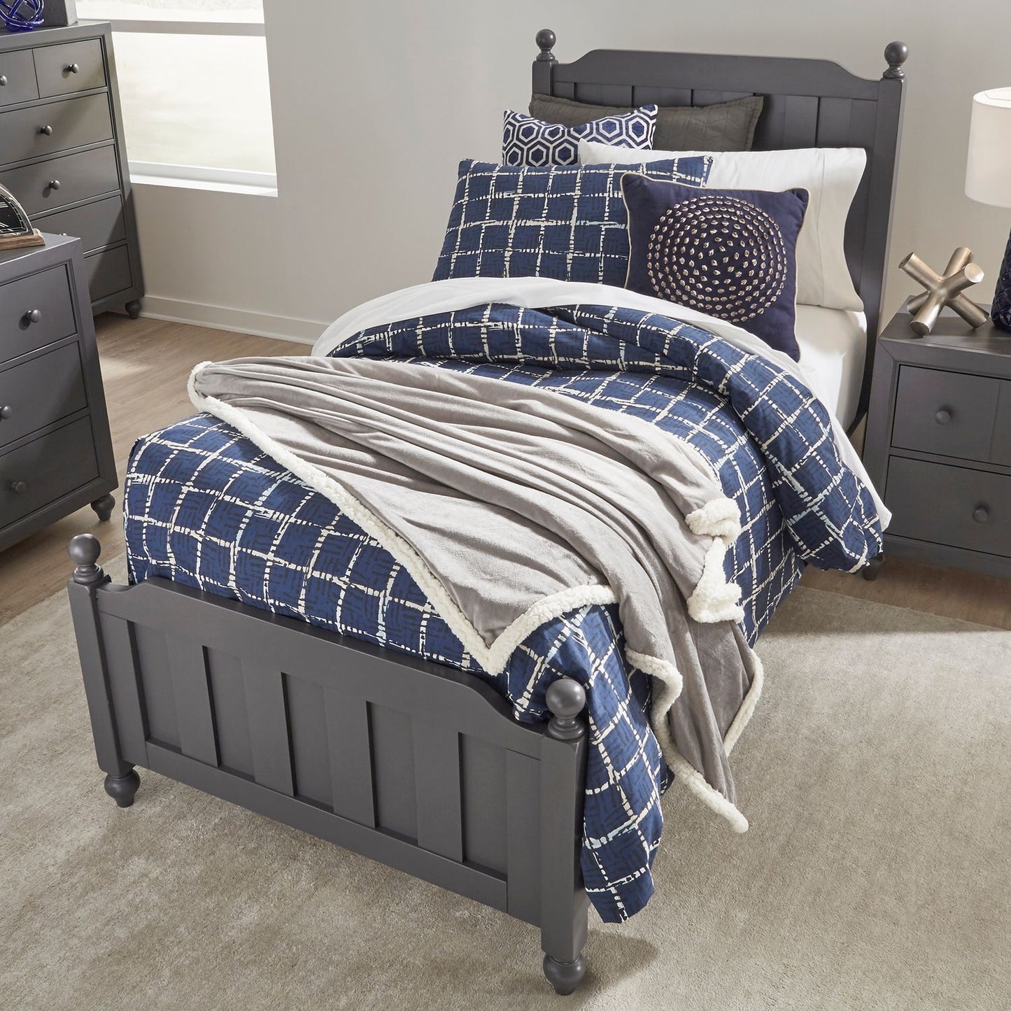 Full Panel Bed