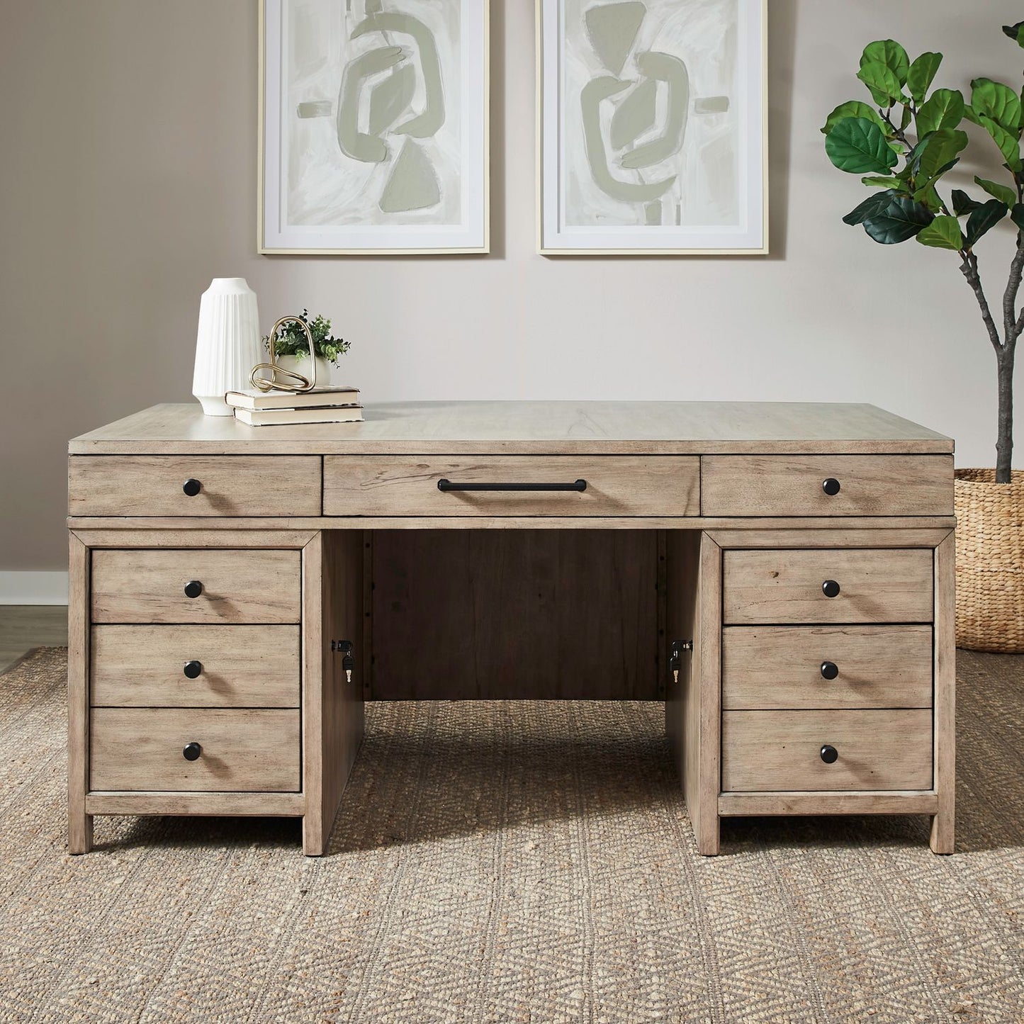 Jr Executive Desk