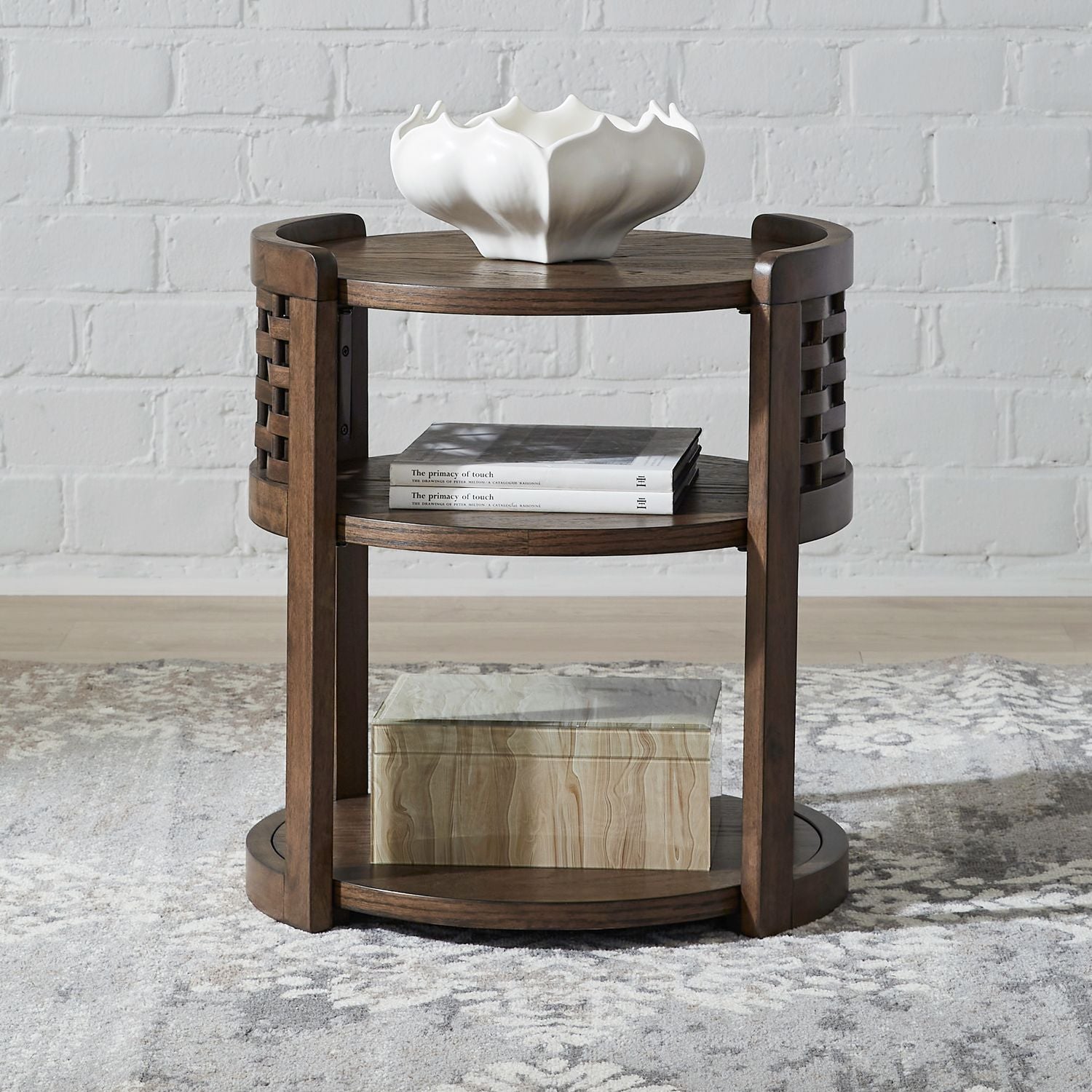 Round Chairside Table – Akins Furniture
